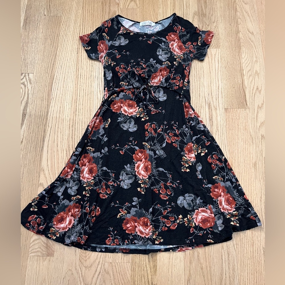 Latched Mama nursing dress with drawstring, floral print, size small